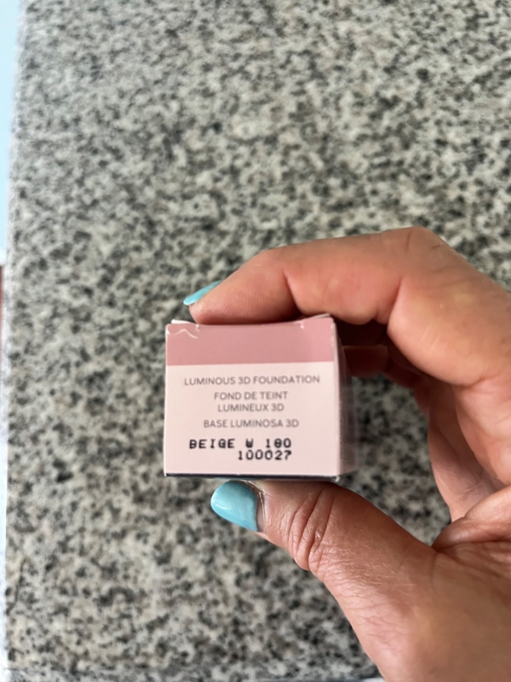 Mary Kay Timewise Luminous 3D Foundation Beige W180 - Picture 4 of 4